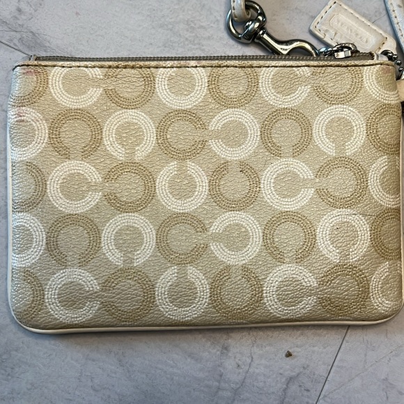 Coach Vintage wristlet Cream & tan EVC Full front pocket horse & carriage logo - Picture 12 of 12